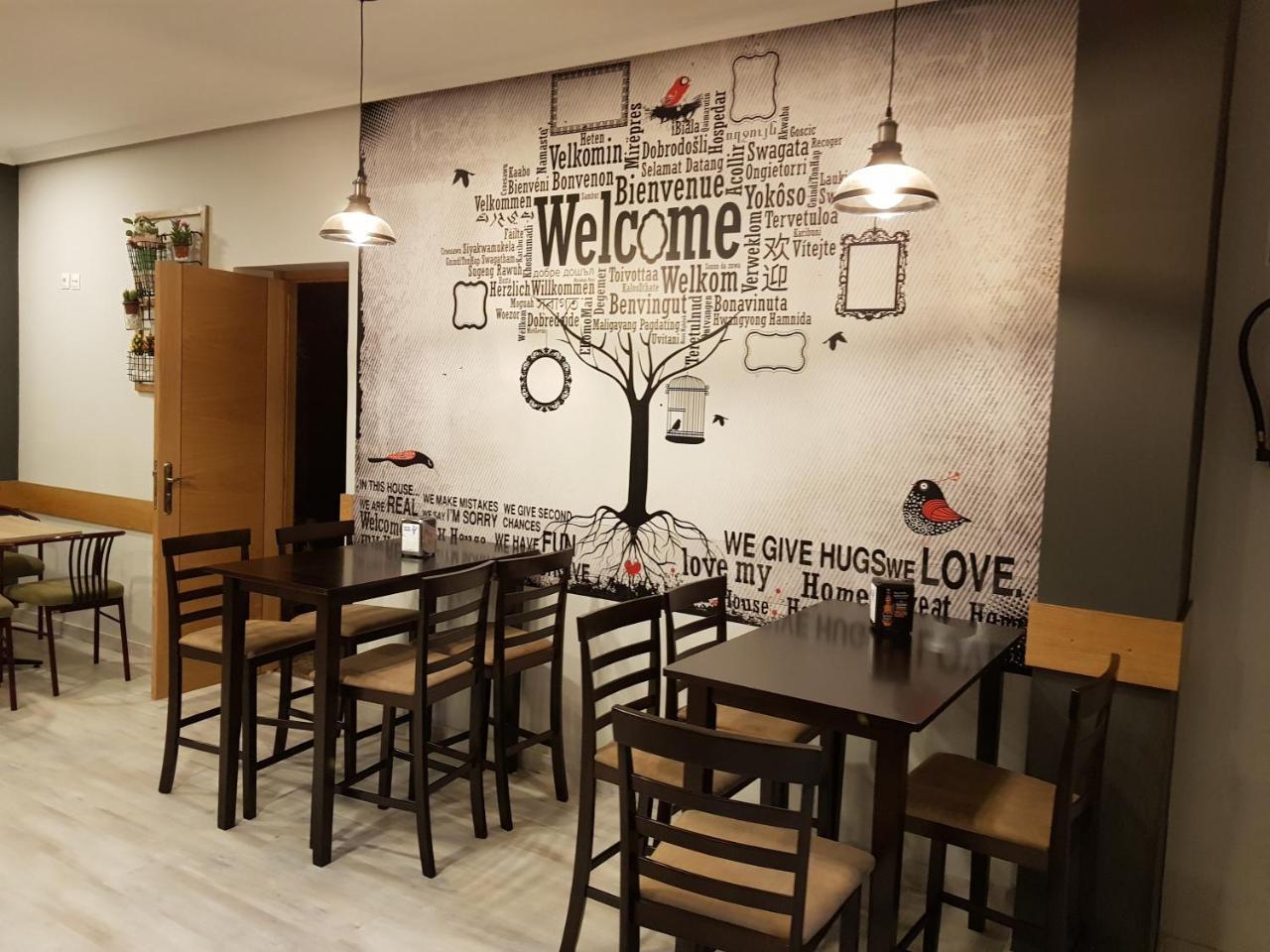 Hostal Restaurante El Abuelo Trobajo Del Camino Екстериор снимка